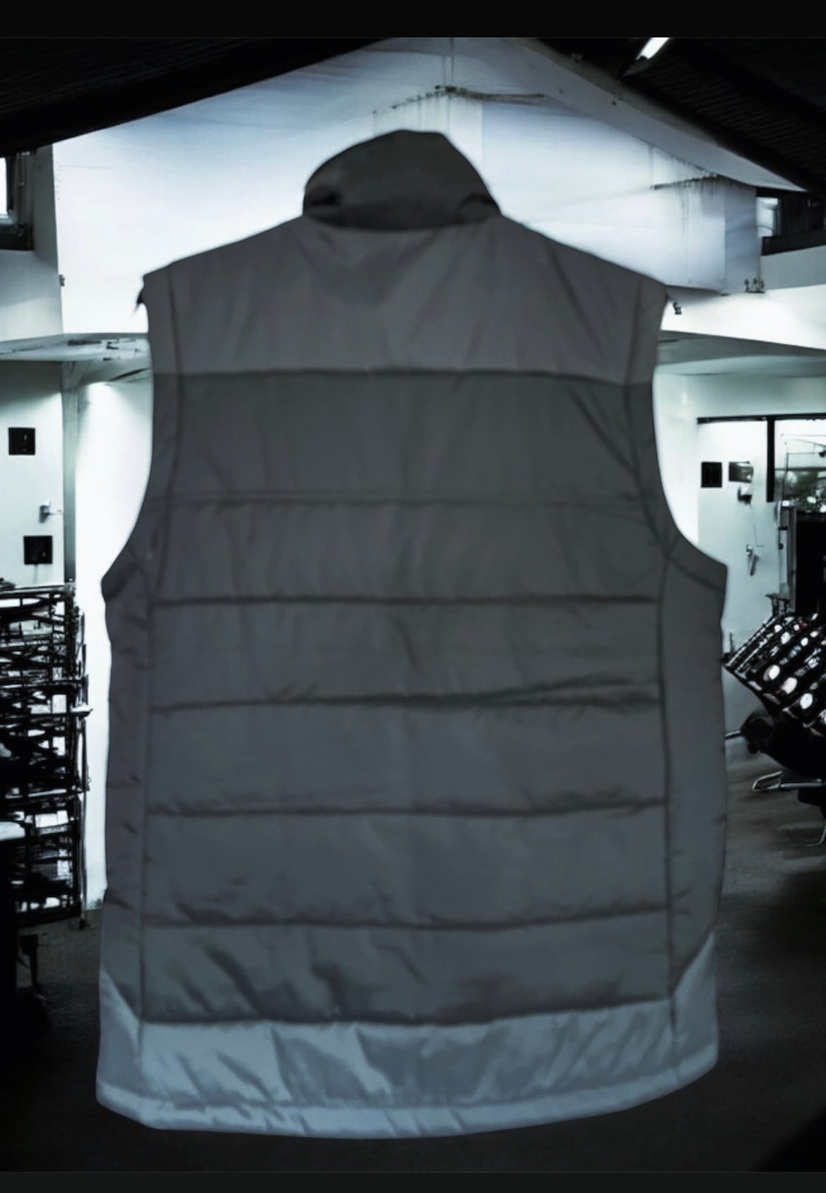 Stay warm without compromising on movement with the ATF Body Warmer. Designed for athletes and gym-goers, this lightweight yet insulated vest provides the perfect balance of warmth and flexibility.